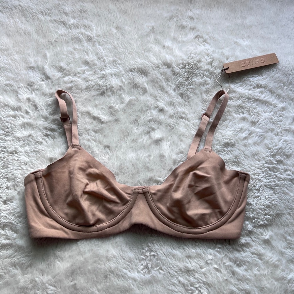 Skims Womens Fits Everybody Underwire Bra Clay Tan Nude BR-UWR-2293 Size 32C NEW